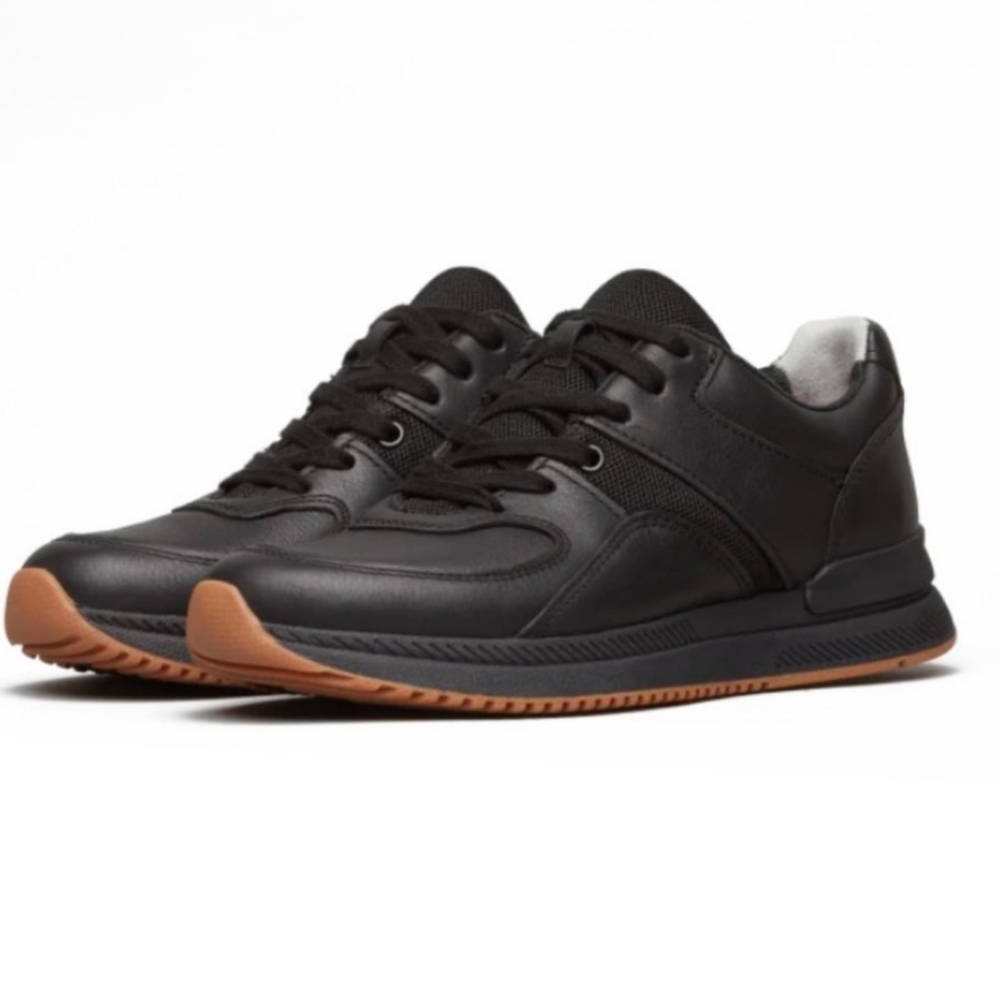 Everlane tread sneakers, all black, 7-7.5